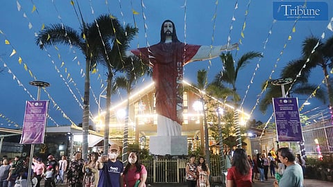 Devotees gathered at the Epiphany of the Lord Parish in Caloocan North on Monday, 16 December 2024, for the first night of Simbang Gabi (Misa de Gallo), a tradition of praying the nine-day novena to the Blessed Virgin Mary in preparation for the Feast of the Nativity.