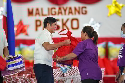 Boundless generosity President Ferdinand Marcos Jr. has woven giving into the fabric of his leadership — whether forgiving the debts of farmers, bestowing land titles upon tillers, welcoming families to the Palace, or sharing the spirit of Christmas with the nation’s poorest by giving them aginaldo or gifts.
