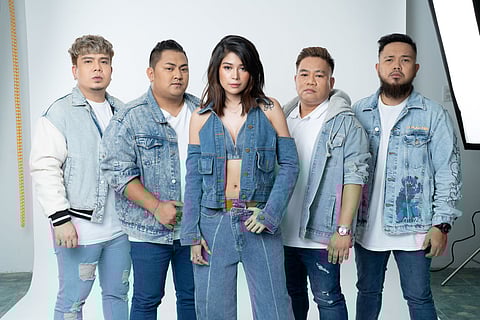 Gigi de Lana and Gigi Vibes Band.