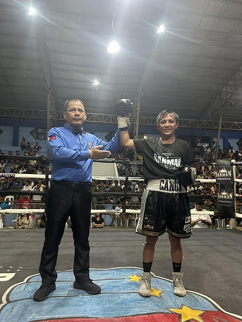 Filipino fighter Joey Canoy is poised to figure in a world title elimination bout.