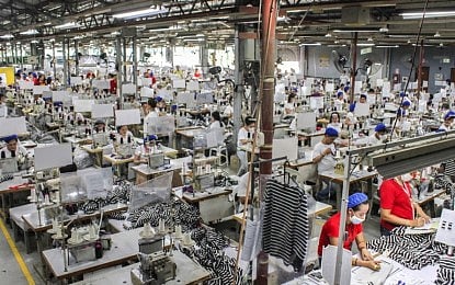 Sharp expansions in both new orders and output in the Philippine manufacturing sector were supported by robust underlying demand trends, product diversification, and new client acquisitions, S&P reported.  Additionally, demand from international markets rose once again, marking the first increase in new export orders in five months.