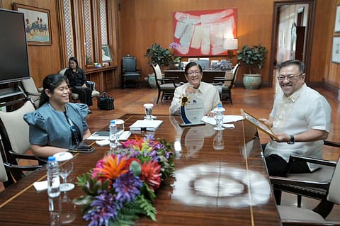 Philippine Charity Sweepstakes Office general manager Mel Robles meets with President Ferdinand R. Marcos Jr. at Malacañang Palace to present the agency’s awards and recognitions from the past year. They also discussed key operational issues to improve PCSO’s performance and services, joined by PMS chief Senior Undersecretary Elaine Masukat.