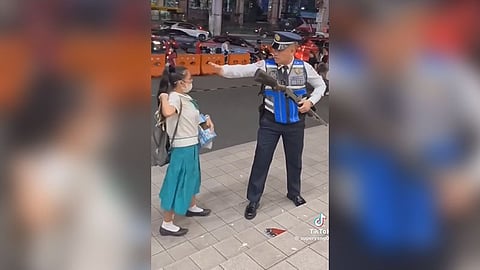 ‘Traumatized’ sampaguita girl does not want guard sacked