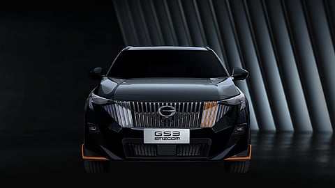 GAC GS3 Emzoom R-Style Black Edition commands attention with bold orange accents. 