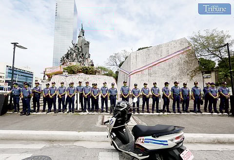 (January 31 2025) Members of the Philippine National Police (PNP) guarded the perimeter and ensured security around the EDSA People Power Monument in Quezon City on Friday, January 31, 2025, following a rally organized by various militant groups. To call for the impeachment of Vice President Sara Duterte. Photo/Analy Labor