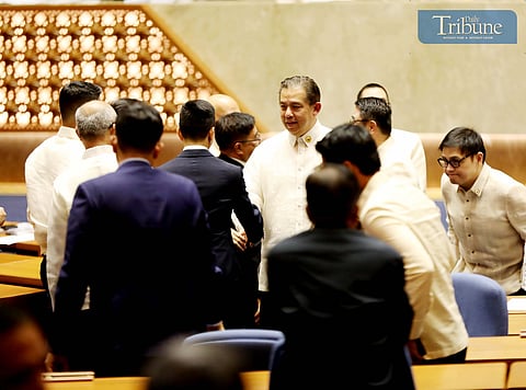Former Speaker and Leyte 1st District Rep. Martin Romualdez exchanging pleasantries with members of the House of Representatives.