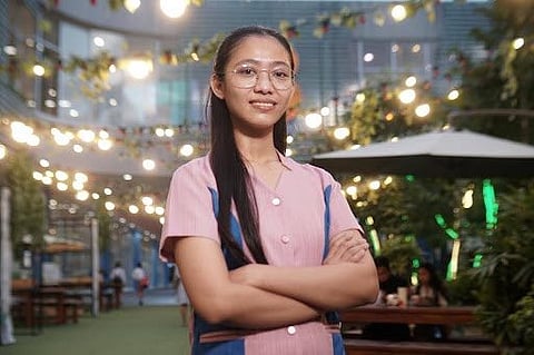 SM scholar and educator Junie Mariano shares insider tips on how to prepare for the college scholarship application process.