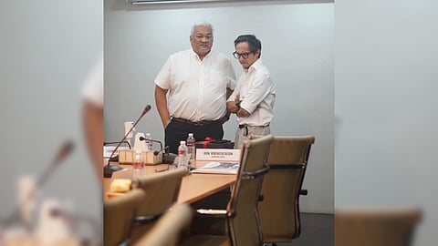 TRANSPORTATION Secretary Vince Dizon (right) personally asked the local government of Angeles City to help resolve Right-of-Way issues delaying the Clark-Angeles-Calumpit railway project. With Dizon is Angeles City Mayor Carmelo Lazatin Jr. 
