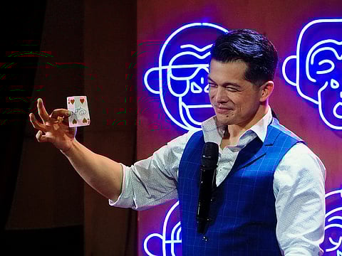 Vincent took the stage and seamlessly shifted between performer personas.