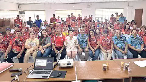 THE Iloilo Provincial Health Office visits San Joaquin on Friday to meet with local officials and discuss enhanced measures against dengue. During the visit, the IPHO distributed spray cans and larvicides to support mosquito control efforts.