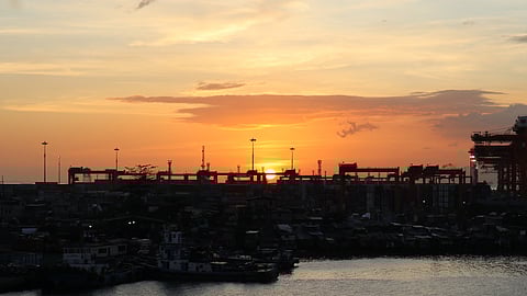 Isla Puting Bato Tondo sunset, Manila