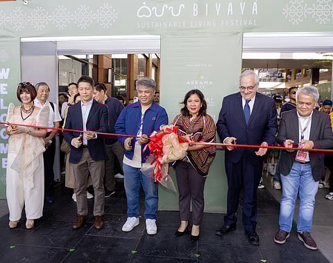 Biyaya Festival ribbon cutting with Tati Miranda-Fortuna, Edwin Wenceslao, Rich Watanabe, DA Undersecretary Caballero and Philippine Juglar, Atty. Ding Soriano.