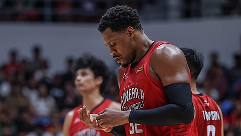 Ginebra clips TNT, nears crown