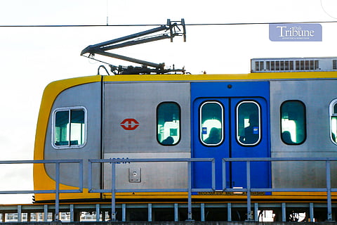 The Light Rail Manila Corporation (LRT1) extends its weekday operation at night by 30 minutes starting today, 26 March 2025. The last train leaves at Dr. A. Santos Station in Parañaque City at 10:30 in the evening, while the train leaves at Fernando Poe Jr. Station at 10:45 pm. 