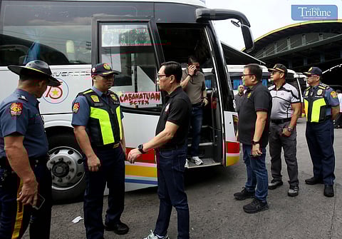 Metropolitan Manila Development Authority Chairman Atty. Don Artes conducted an inspection of the provincial bus terminal Friday, 11 April, with the Philippine Drug Enforcement Agency, Philippine National Police - Highway Patrol Group, and the Quezon City Government Traffic and Transport Management, in preparation for the influx of passengers traveling for the Holy Week holiday next week. 

