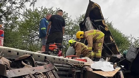 Safari train smashes into another