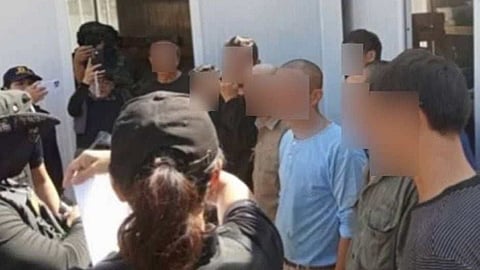 9 Chinese miners without work permits 