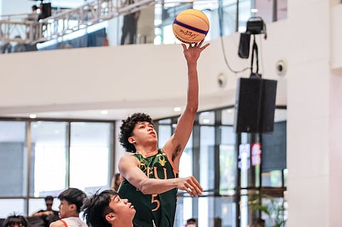 CABS Cabonillas soars high, lifting the FEU-D Baby Tamaraws to a 21-15 win over the UE Junior Warriors to remain perfect in the UAAP high school boys 3x3 basketball tournament on Monday.