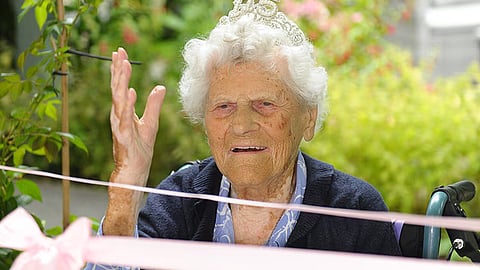 English great-grandma now world’s oldest person at 115