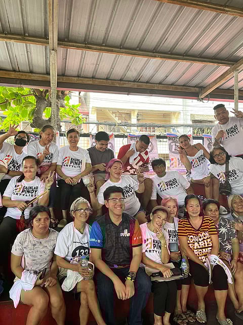 Kuya Choi in high spirits as support pours in just days before the big vote.