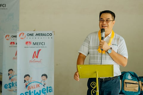 Inspiring young minds. Meralco Chief Operating Officer, Engr. Ronnie Aperocho imparted inspiring thoughts to students of J. Blanco Elementary School and M. Roxas Elementary School in Sto. Niño, South Cotabato where he studied, during the distribution of Balik Eskwela kits to students.