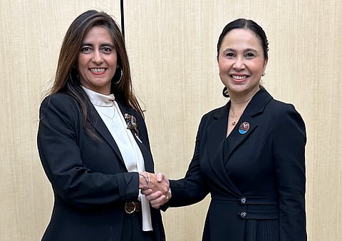 Chilean Vice Minister of Trade Claudia Sanhueza and Philippine Trade Secretary Cristina Roque.