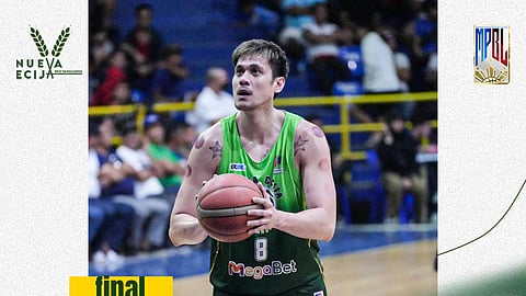 Hot Rice Vanguards rally, torch Knights