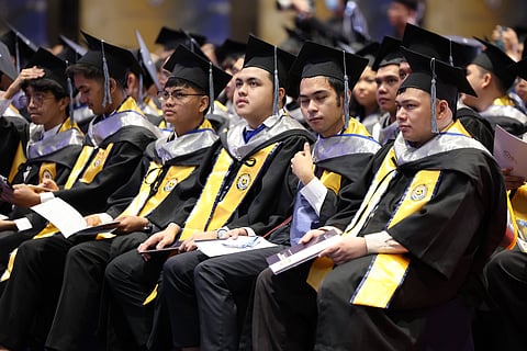 “DO we really need PE twice?” — Sen. Sherwin Gatchalian wants to hit the delete key on redundant college subjects to save time, money, and sanity. But students say: careful what you cut — some minors build major skills.