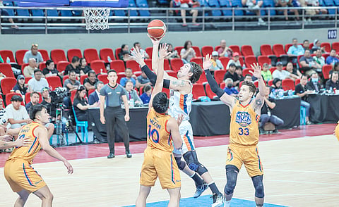 Cliff Hodge gets back in playing mode for Meralco sounding apologetic for committing a hard foul on Zav Lucero of Magnolia two weeks ago in the PBA Philippine Cup. 