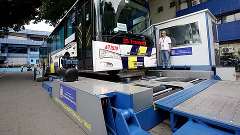 Land Transportation Office personnel assist a public transport bus at the new Mobile Motor Vehicle Inspection Facility (MVIF) at the LTO Central Office in Quezon City on Monday.

The MVIF is capable of inspecting both light-duty and heavy-duty vehicles, with each inspection taking only 10–12 minutes for LDVs and around 30 minutes for HDVs. The fully automated process records results in real time, eliminating human intervention and ensuring faster, more accurate, and tamper-proof assessments.

The newly acquired MVIF is part of the LTO’s push for road safety and its campaign to ensure all vehicles on the road are roadworthy.