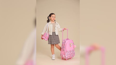 SM Kids, trolley bag.