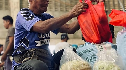 GLOBE is contributing to the goals of the ‘Walang Gutom Program’ through its Hapag Movement, a flagship initiative that addresses involuntary hunger by providing both food assistance and livelihood support to vulnerable families.