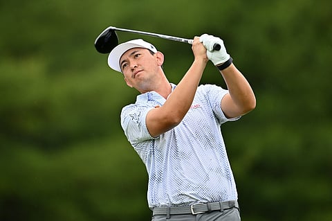 RICO Hoey gets in the mix of things after collecting six birdies against two bogeys in the opening round of the RBC Canadian Open on Thursday.