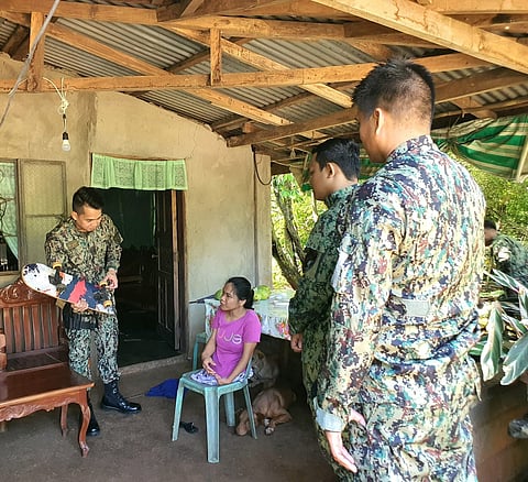 Cops help PWD in Banna, Ilocos Norte with skateboard