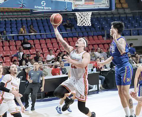  ARCHIE Concepcion makes his move, leading the Pampanga Giant Lanterns to a 74-71 win over the Rizal Xentromall Golden Coolers in the MPBL 2025 Season at the Bren Z. Guiao Convention Center on Tuesday.