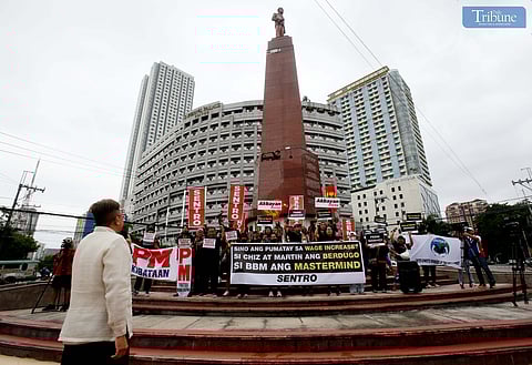  A militant group staged a protest at Boy Scout Circle in Quezon City on Thursday, Independence Day, denouncing key government officials for their inaction on proposed wage hike legislation.

The protesters branded House Speaker Martin Romualdez, Senate President Chiz Escudero, and President Ferdinand Marcos Jr. as "traitors" for allegedly failing to certify the proposed P100–P200 legislated wage hike as urgent.
