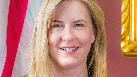 Suspect impersonating cop shoots two Minnesota officials — police