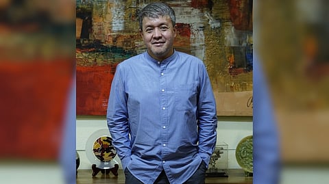 Dr. Laurel giving Phl volleyball the right prescription