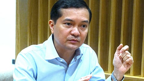 Presidential Communications Office Secretary Jay Ruiz was appointed last February, but bypassed by the Commission on Appointments. (Right) PCO Senior Undersecretary Ana Puod is said to have cited ‘untenable working conditions’ as reason for leaving. 