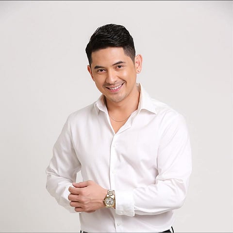 AHRON Villena goes back to work he loves best: acting in a teleserye