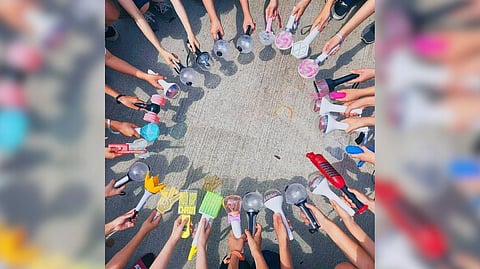 Fandom culture is present in nearly every online platform Gen Zs use. These communities or ‘fandoms’ are not just groups of supporters, they are fans that invest their time, energy, emotion, even money, into their favorite personalities.