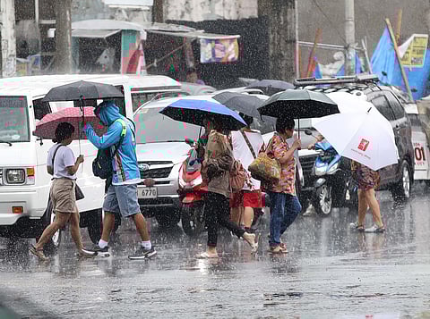 A SUDDEN downpour hit Quezon City and other areas in Metro Manila as PAGASA reported that the southwest monsoon or habagat is affecting the western sections of Central and Southern Luzon, Visayas and Mindanao. 