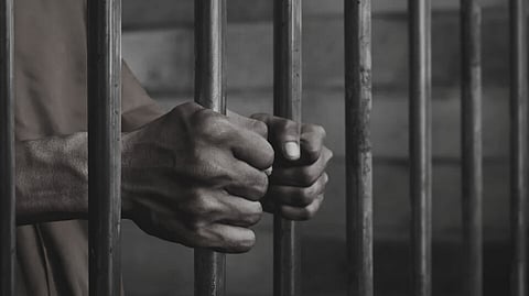 Woman survives stabbing during robbery in Taytay, Rizal