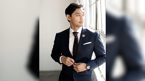 JOSH dela Cruz as Prince Charming.