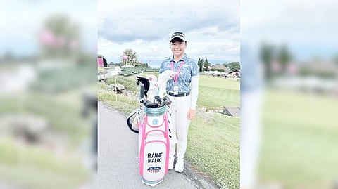 DENISE Mendoza of Cebu City lights up the ICTSI South Pacific Junior PGT Championship with an eight-under-par 64.
