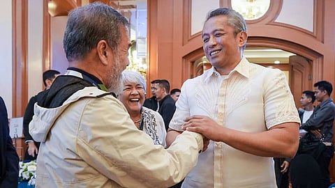 Set aside politics, Jonvic tells NEOs
