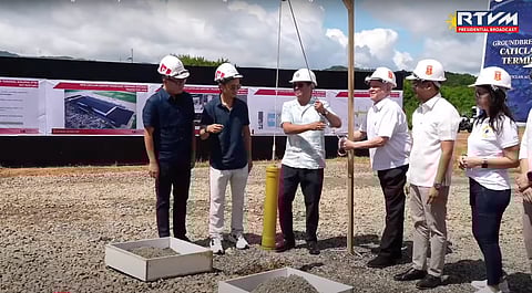PRESIDENT Ferdinand Marcos Jr. leads the groundbreaking of the Caticlan Passenger Terminal Building (PTB) of the Godofredo P. Ramos Airport in Caticlan, Aklan. He is joined by Transportation Secretary Vince Dizon, Energy Secretary Sharon Garin, San Miguel Corporation CEO Ramon S. Ang, Megawide officials, and other government officials.