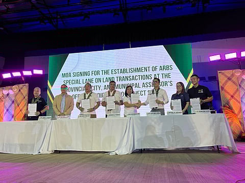 OFFICIALS of the Department of Agrarian Reform and the Provincial Government of Nueva Ecija signed a Memorandum of Agreement establishing special processing lanes for agrarian reform beneficiaries at the Provincial, City, and Municipal Assessor’s Offices. The initiative aims to expedite the issuance of tax declarations and real property assessments for lands awarded under the Support to Parcelization of Lands for Individual Titling or Project SPLIT.