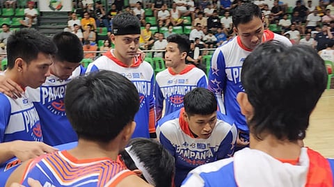 Giant Lanterns shine bright, clobber Classic