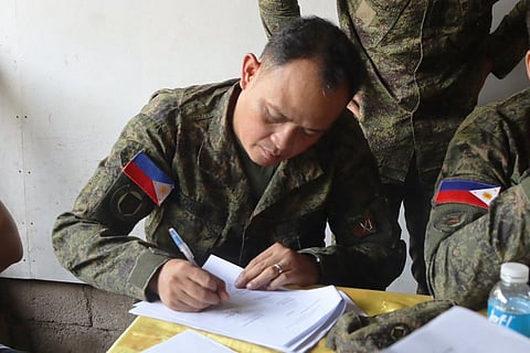 Soldiers settle conflict in Sulu